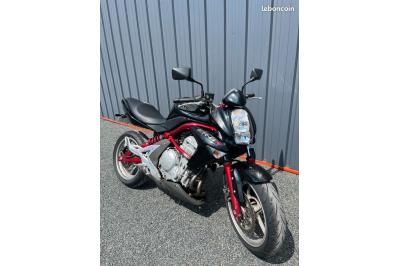 KAWASAKI ER-6